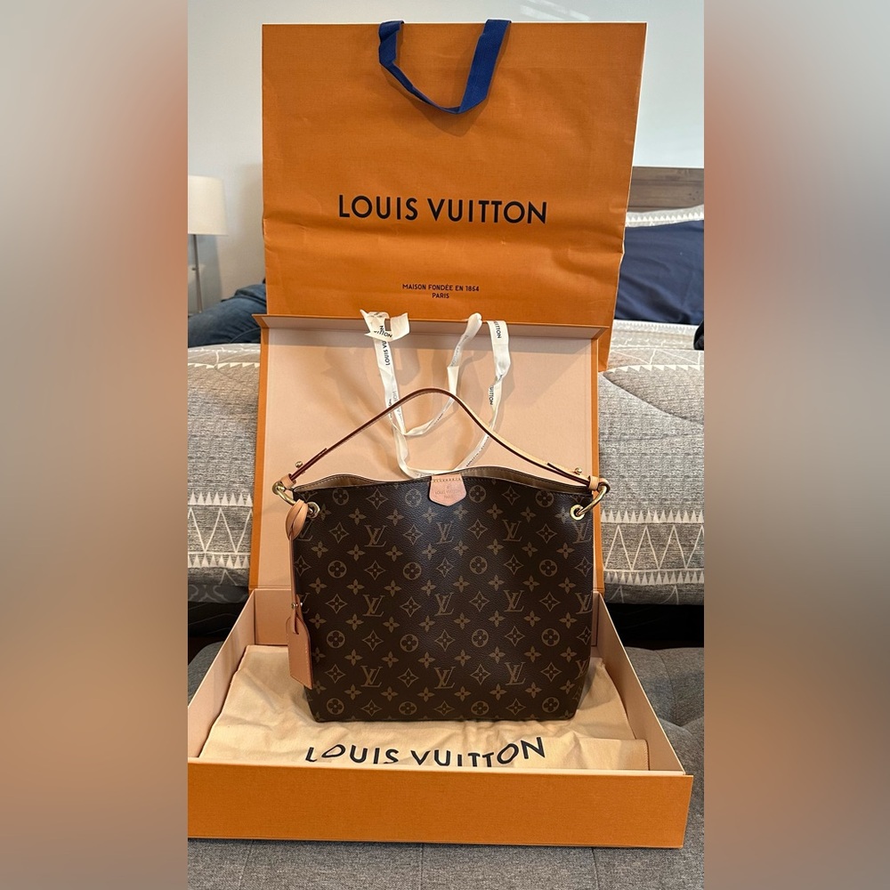 Louis Vuitton Graceful MM Brown Monogram Shoulder Bag